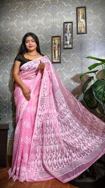 Baby Pink Dhakai jamdani pure handloom flower design saree
