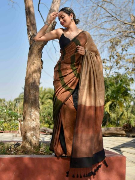 Brown Black Plain Handloom Cotton Silk Saree From Bengal