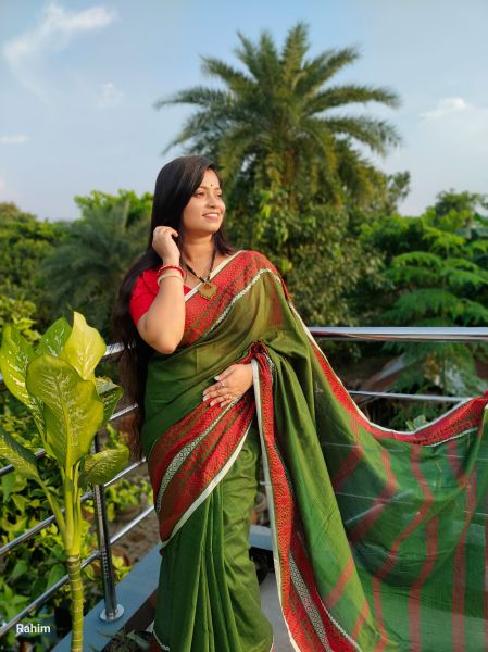 Mehandi Green Pure Handlooms Cotton Saree From Bengal