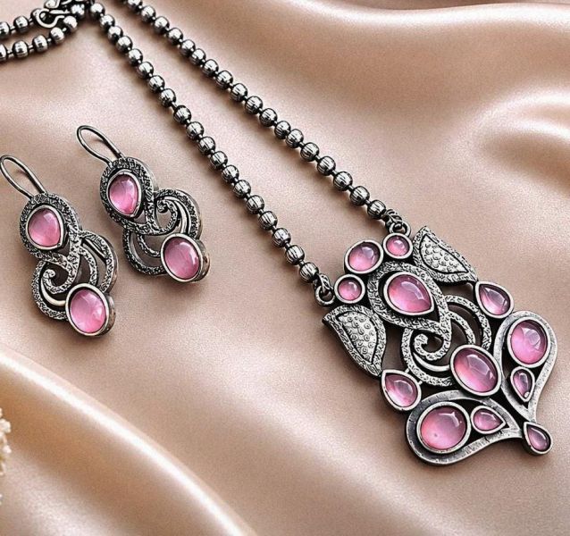 Premium German silver Pendant necklace with earring