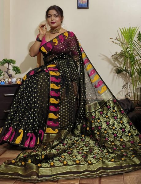 Black Akmola Jamdani Cotton Zari Saree From Bengal
