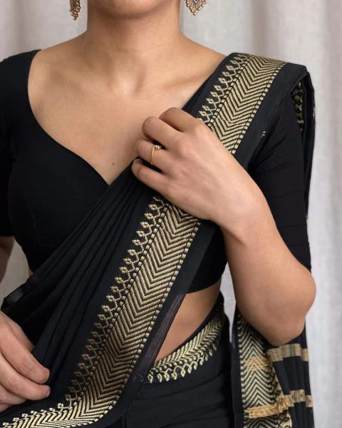 Black Plain Cotton Saree From Bengal
