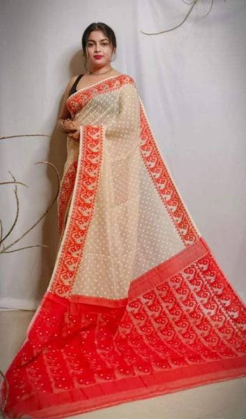 Cream Pure Handloom Dhakai Jamdani Cotton Saree From Bengal