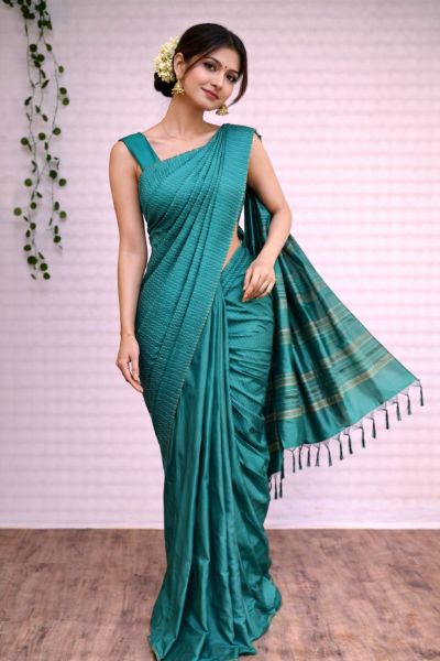 Green Kantha stitch Silk saree With Dobi Weaving Design Saree From Bhagalpur