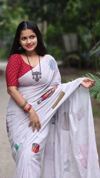 White Pure Handloom Cotton Saree From Bengal