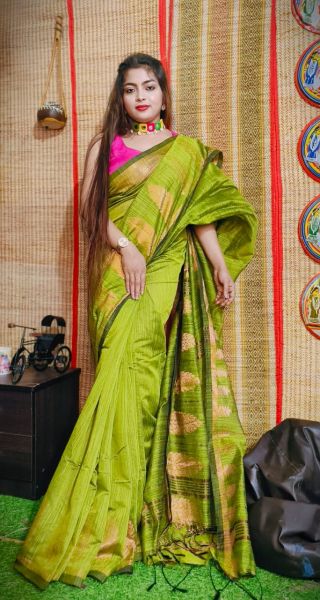 Avocado Green handloom Cotton Leaf design saree