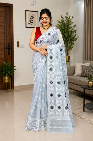 Light Grey Pure Handloom Dhakai Jamdani Saree From Bengal