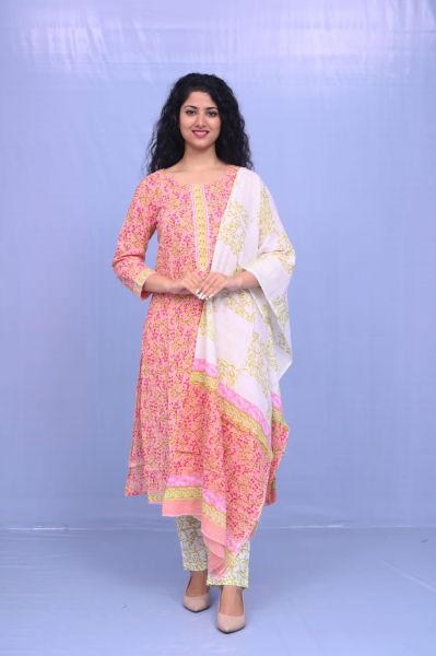 Pink Hand Block Printed Cotton Kurti Pant And Mulmul Dupatta