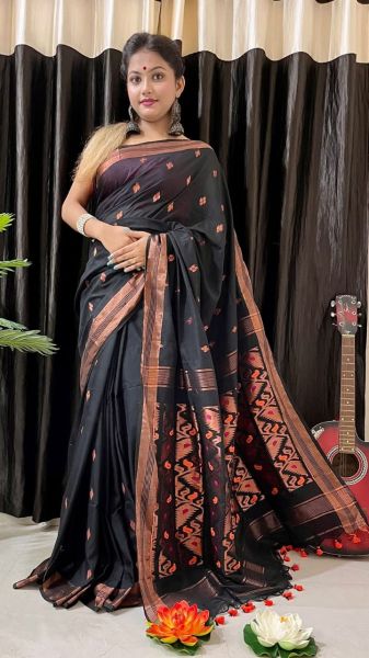 Black Pure Handloom Cotton Mango Design Saree