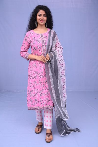 Pink Hand Block Printed Cotton Kurti Pant And Mulmul Dupatta