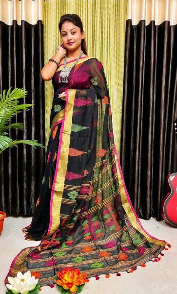 Black Pure Handloom Cotton Flower Design Saree