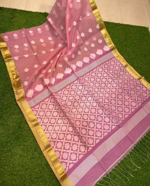 Baby Pink Dhakai Jamdani Silk Cotton Flower Design Saree
