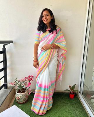 White Pure Handloom Cotton Saree From Bengal