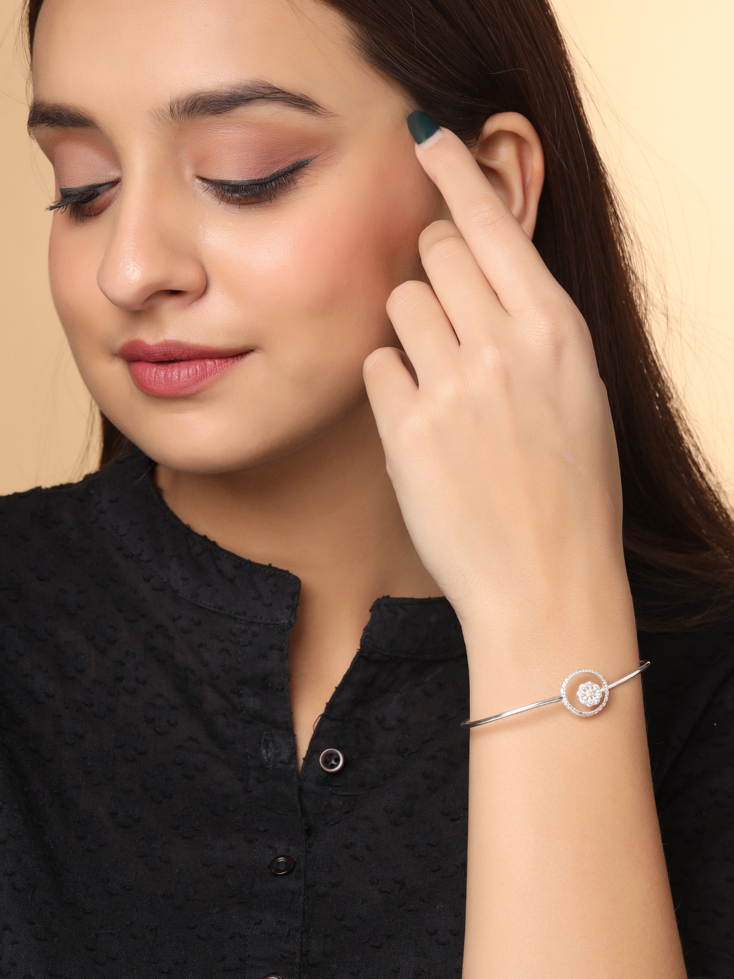 Openable Flower Bangle Style Rhodium Bracelet in 925 Sterling Silver