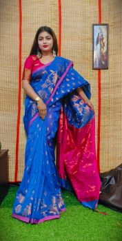Blue Pure Handloom Silk Cotton Flower Design Saree