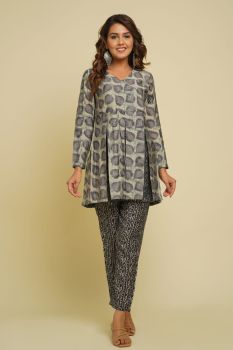 GREY PRINTED V-NECK DESIGN CO-ORD SET