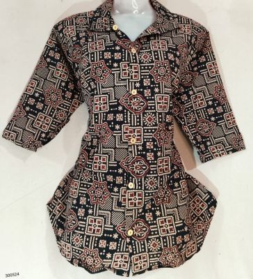 Black Maroon Pure Handloom Ajrak Ladies T-shirt From Bengal