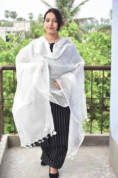 Off-white Linen Plain Dupatta