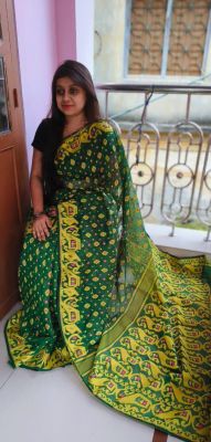 Green Pure Handloom Dhakai Jamdani Saree From Bengal