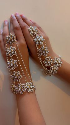 Hathphool Hand Harness High Quality Mossianite Polk