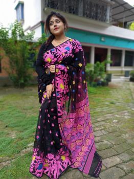 Elephant motief dhakai jamdani saree
