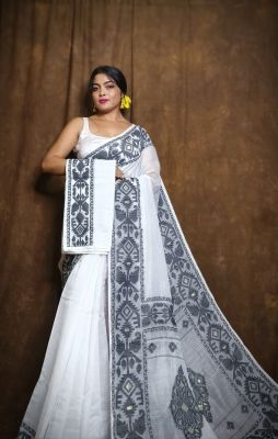 White Pure Handloom Dhakai Jamdani Saree From Bengal