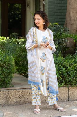 kalpesh Kurta Pant With Dupatta Suit Set