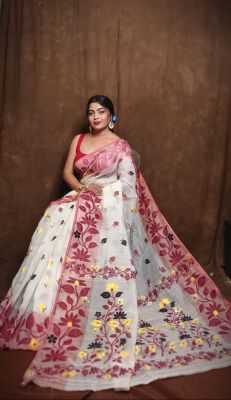 White Pure Handloom Dhakai Jamdani Saree From Bengal