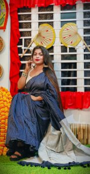 Navy Blue Pure Handloom Cotton Saree From Bengal