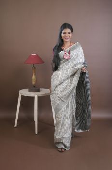 White Gray Pure Handloom Katha Stitch Saree From Bengal