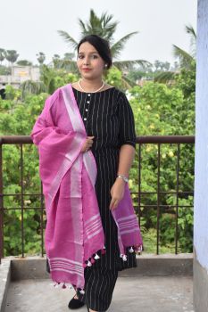 Magenta Linen Plain Dupatta