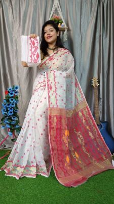 White Pure Handloom Dhakai Jamdani Saree From Bengal
