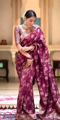Purple Pure Handloom Embellished Silk Saree From Banaras