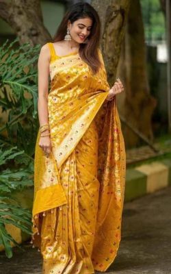 Gold Pure Handloom Silk Saree From Banaras