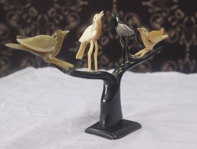 Four Birds On the Tree Home Decor Horn Product Pure Hand Made From Bengal