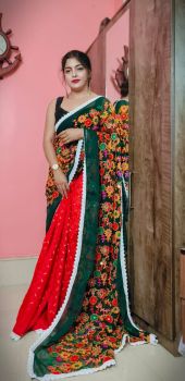 Red and Green Pure Handloom Flower Design Saree
