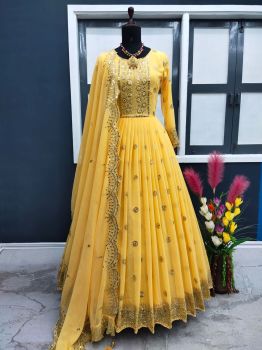 Yellow Flower Printed Kurta With Machine Embroidery On Both Kurta And Pants