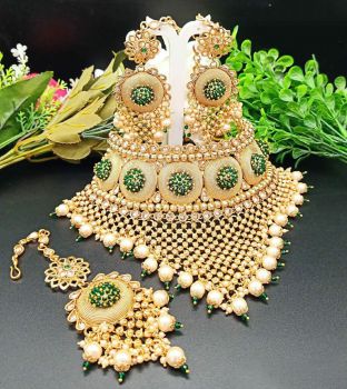 High Gold Finish Stone Heavy Bridal Choker Set Brass Material