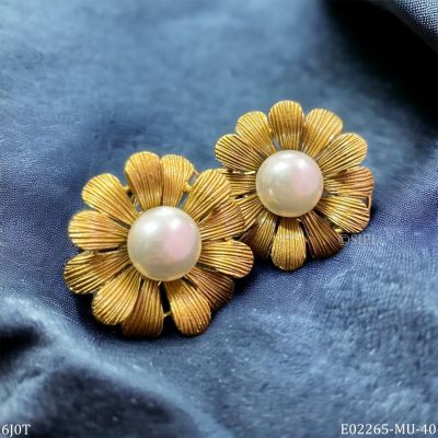 Beautiful Pair Of Studs Earing