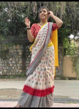 Cream White Hand Block Cotton Pure Handloom Butta Design Saree