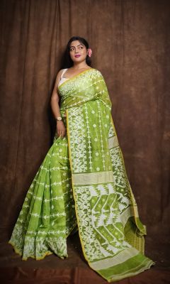 Mehandi Green Pure Handloom Dhakai Jamdani Saree From Bengal