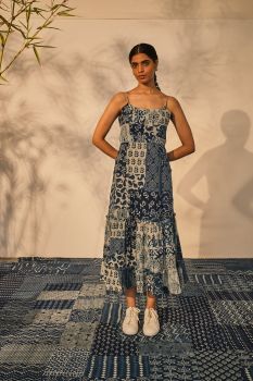 Alesia Square Neck Gown