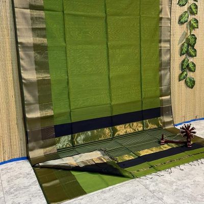Mehandi Green Pure Handloom Silk Saree From Bengal