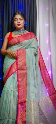 Cloudy Blue Pure Handloom Banswara Silk Saree From Bengal