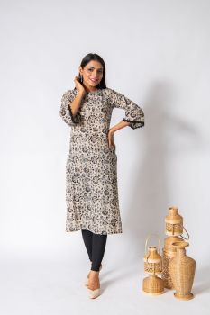 Embellish Side Key Hole Straight Kurta