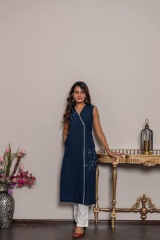 Indigo Kurta Set With Moon Sign Embellish