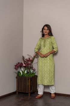 Green Printed Chickenkari Kurta With Pant