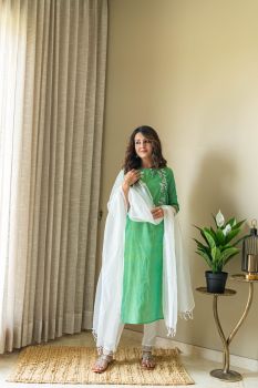 Green Khadi Embellish Kurta Set With Kota Doriya Dupatta