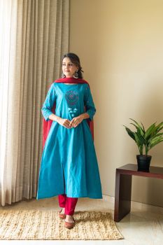 Sky Blue Khadi Embellish Kurta Set With Kota Doriya Dupatta