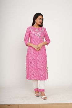 Leheriya Printed Gota Patti Yoke Embroidered Straight with pant